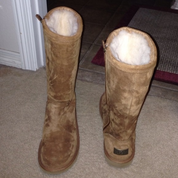 Ugg Australia Shoes - Ugg Boots - Chestnut zip up with rubber bottoms Ugg Australia Shoes - Ugg Boots - Chestnut zip up with rubber bottoms